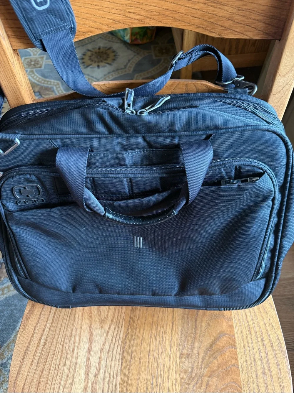 Ohio Men's Black Nylon Laptop/Messenger/Briefcase/Business Bag